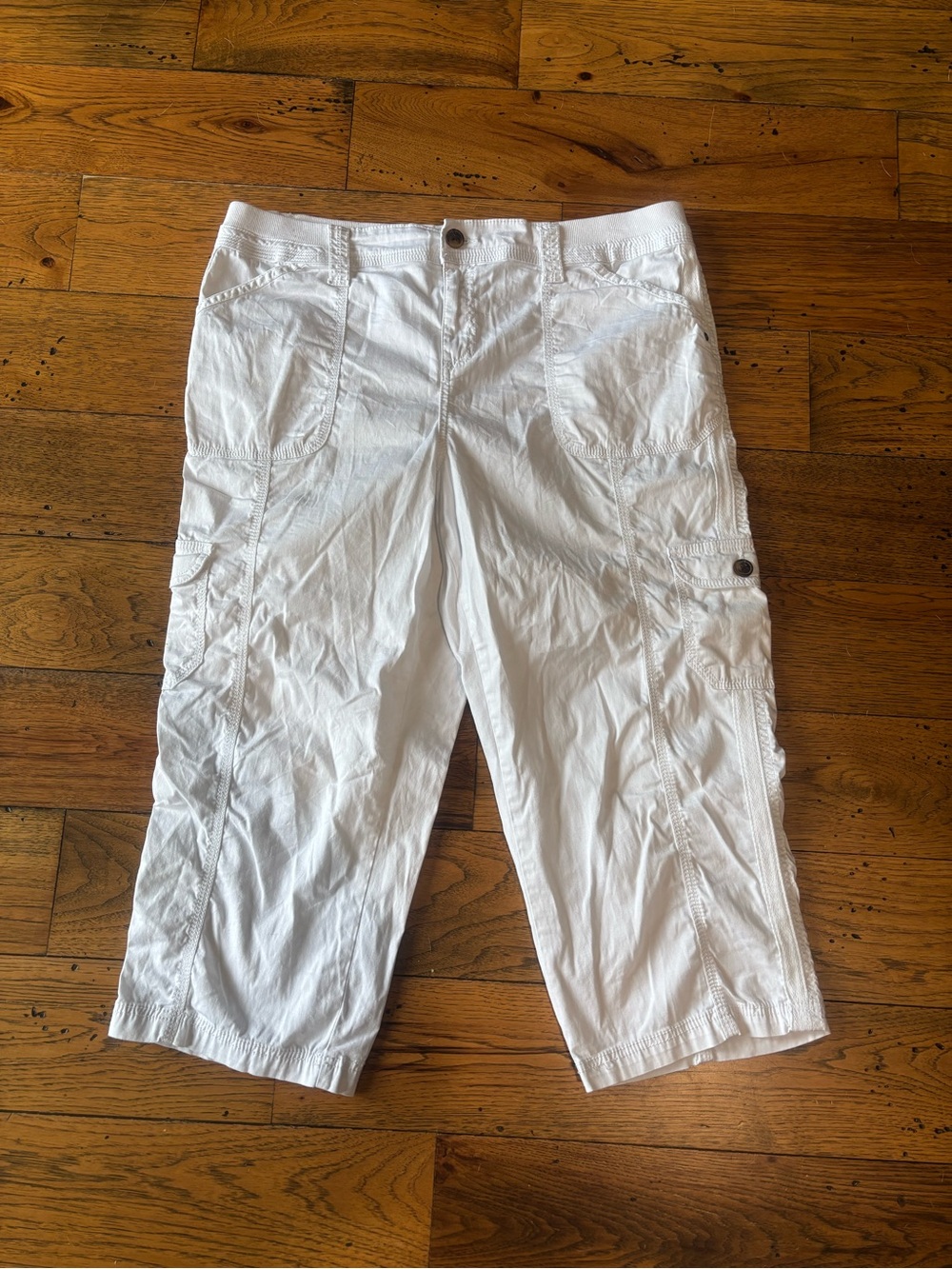 Dash Women’s White Cotton Cargo Capri Pants Brown Buttons Size X-Large